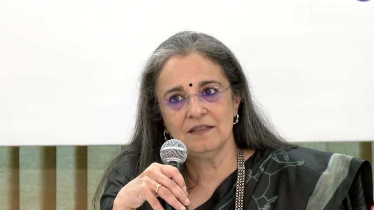 Opposition And BJP MPs Spar over Summoning SEBI Chief Madhabi Puri Buch before Public Accounts Committee – News18 Opposition And BJP MPs Spar over Summoning SEBI Chief Madhabi Puri Buch before Public Accounts Committee – News18