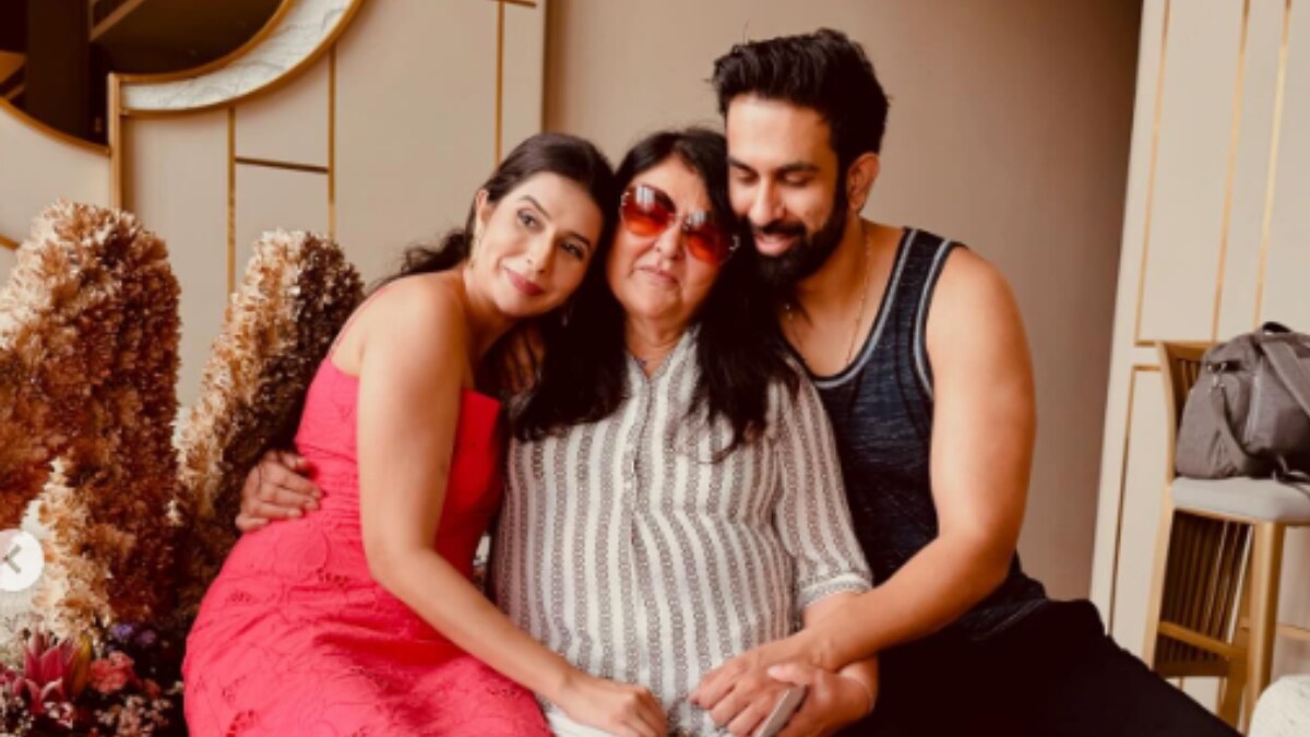 Rajeev Sen celebrates his mother’s 73rd birthday with ex-wife Charu Asopa and daughter Ziana