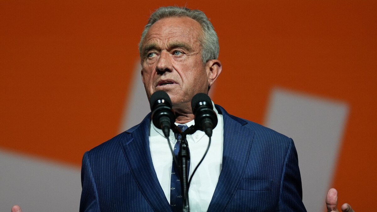 Robert F. Kennedy Jr. Says He Left A Dead Bear In New York’s Central Park As A Prank – News18