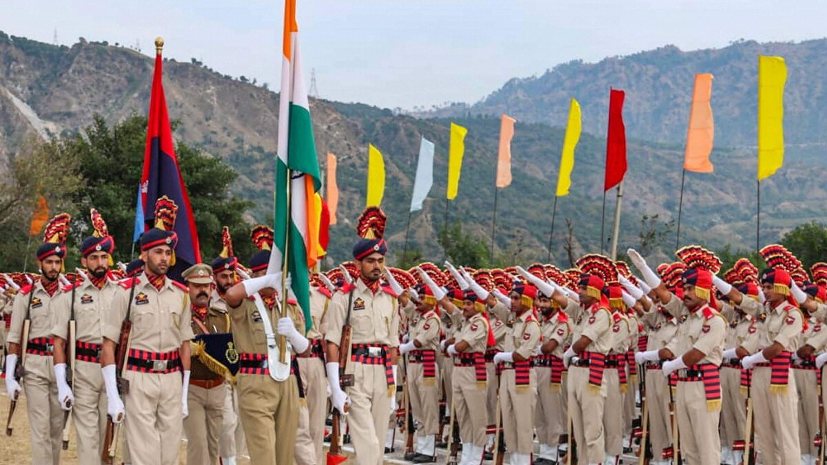UP Police Constable Recruitment: From Chest Size to Run Time, Expert Trainer for Candidates