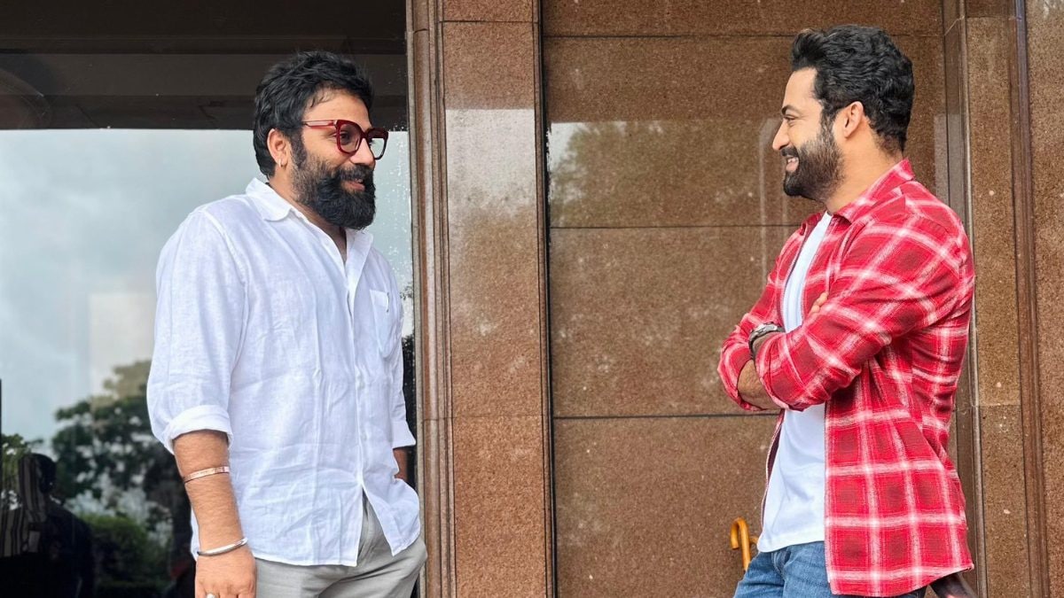 Jr NTR to Work With Sandeep Reddy Vanga? Devara Star Meets Animal Director, Photo Goes Viral - News18