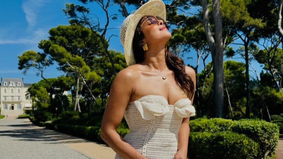 Priyanka Chopra’s Crochet Dress Is The Ultimate Beachwear Inspiration For Your Next Trip