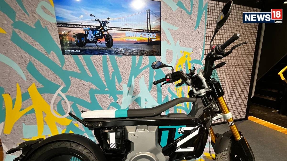 BMW CE 02 E-Scooter Launched in India, Introductory Price Starts at Rs ...