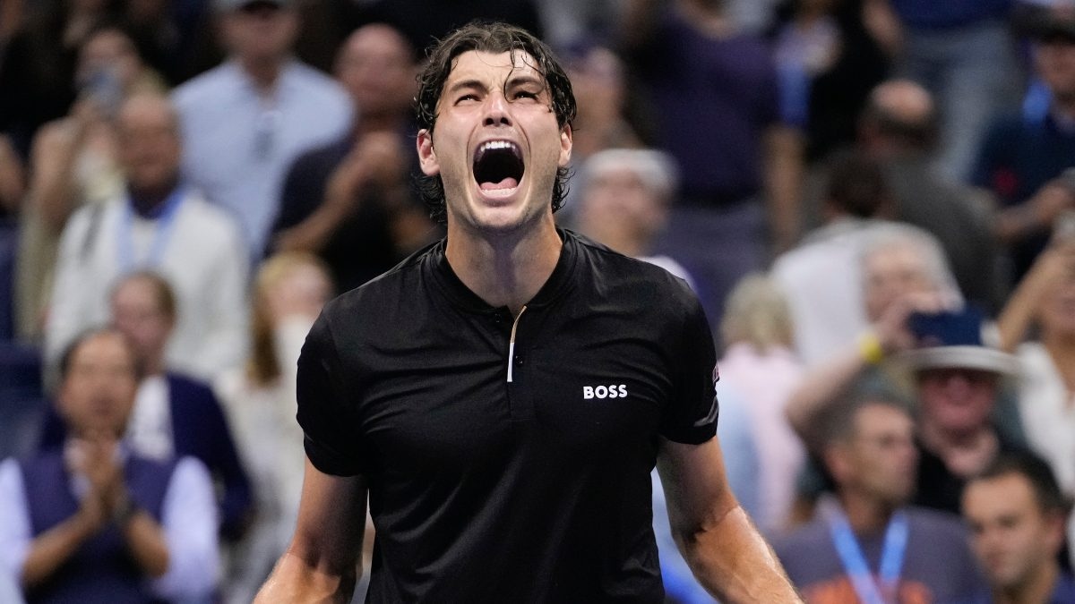 ATP Finals: Taylor Fritz Battles Past Alexander Zverev To Seal Spot In Summit Clash – News18 ATP Finals: Taylor Fritz Battles Past Alexander Zverev To Seal Spot In Summit Clash – News18