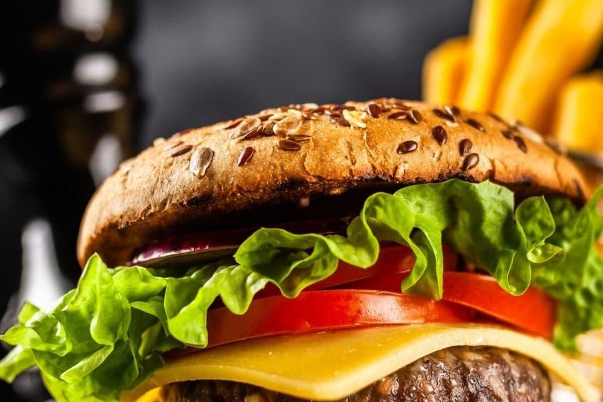 8 Must-Try Gourmet Burger Brands Across India for Every Burger Lover