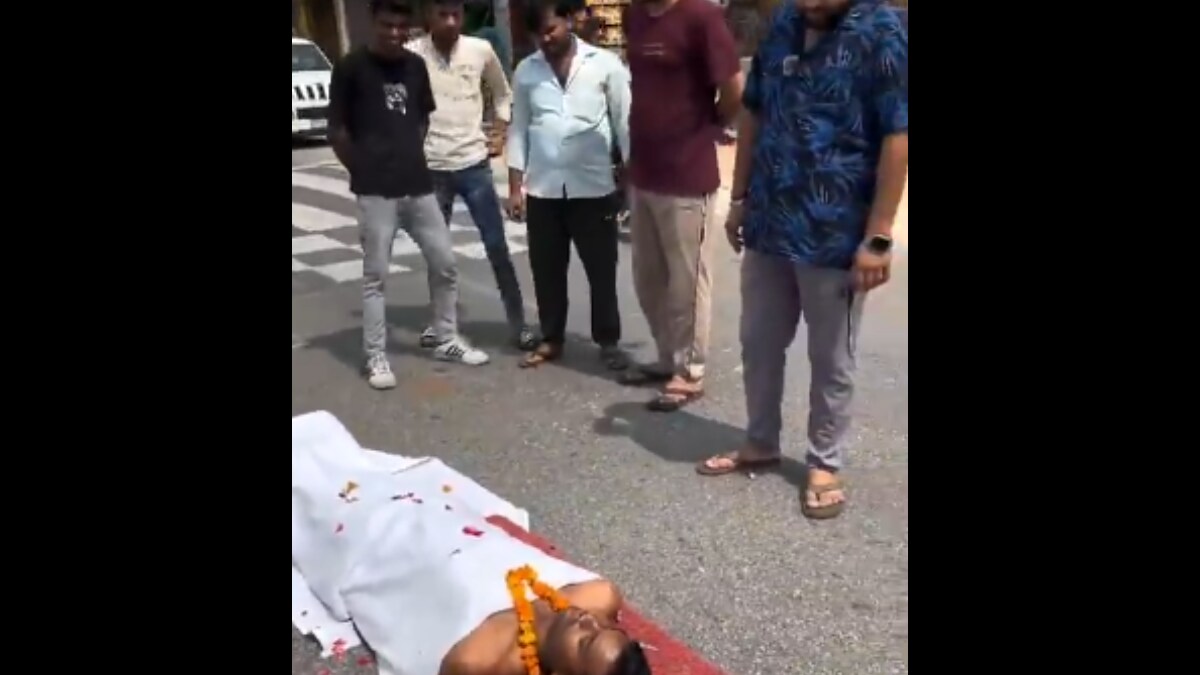 यूपी के एक लड़के ने अपनी जान गंवाने की झूठी झूठी कहानी इंस्टाग्राम पर वायरल कर दी और अंत में पुलिस हिरासत में पहुंच गया