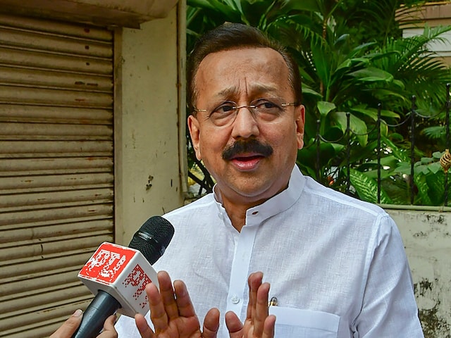 Baba Siddique Suffered Two Bullet Wounds To His Chest In Fatal Shooting  Outside Son's Office In Mumbai - News18