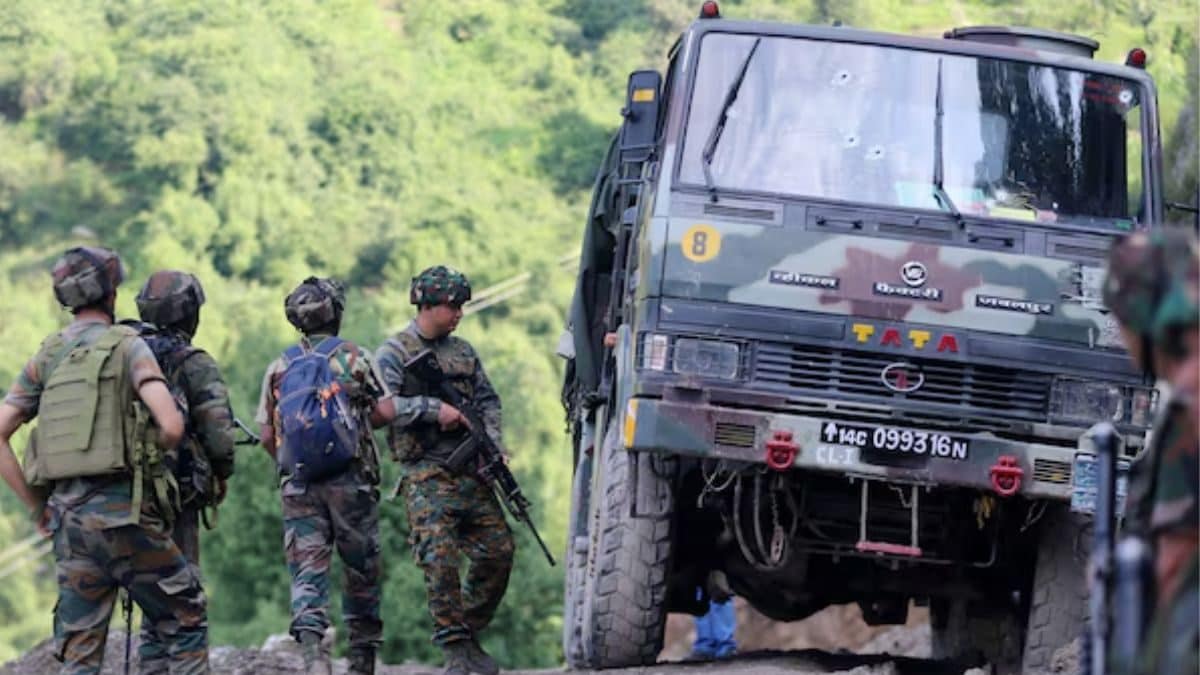 Gulmarg Terror Attack: Police Say 3-4 Militants Involved As Army Operation Enters Second Day – News18 Gulmarg Terror Attack: Police Say 3-4 Militants Involved As Army Operation Enters Second Day – News18