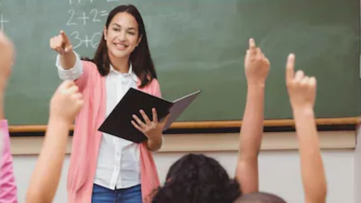 Assam Invites Applications For Over 9,000 Teaching Posts News18