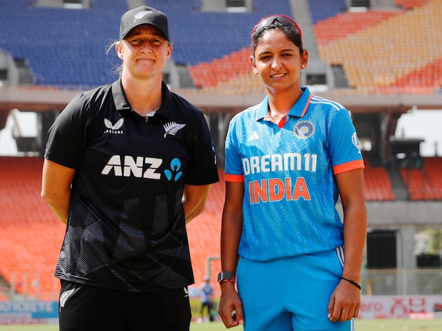 India Women vs New Zealand Women cricket match in Navi Mumbai