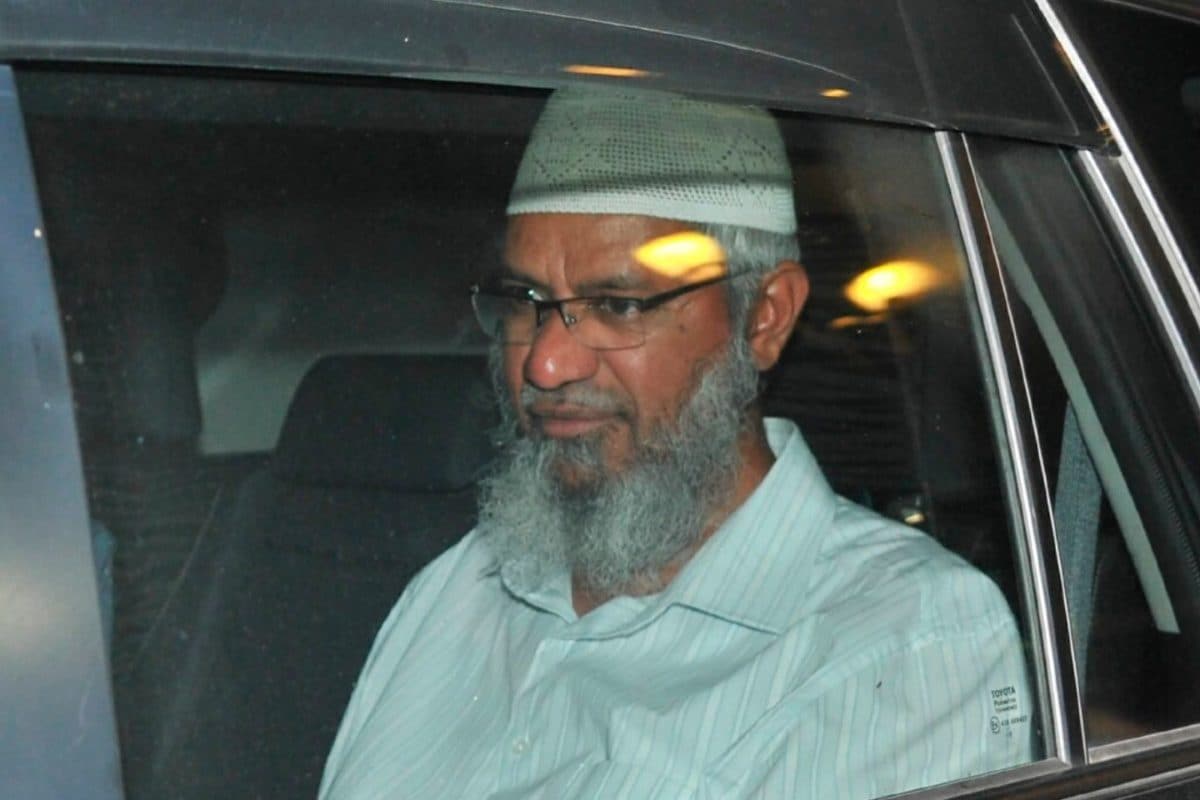 Debate on Social Media