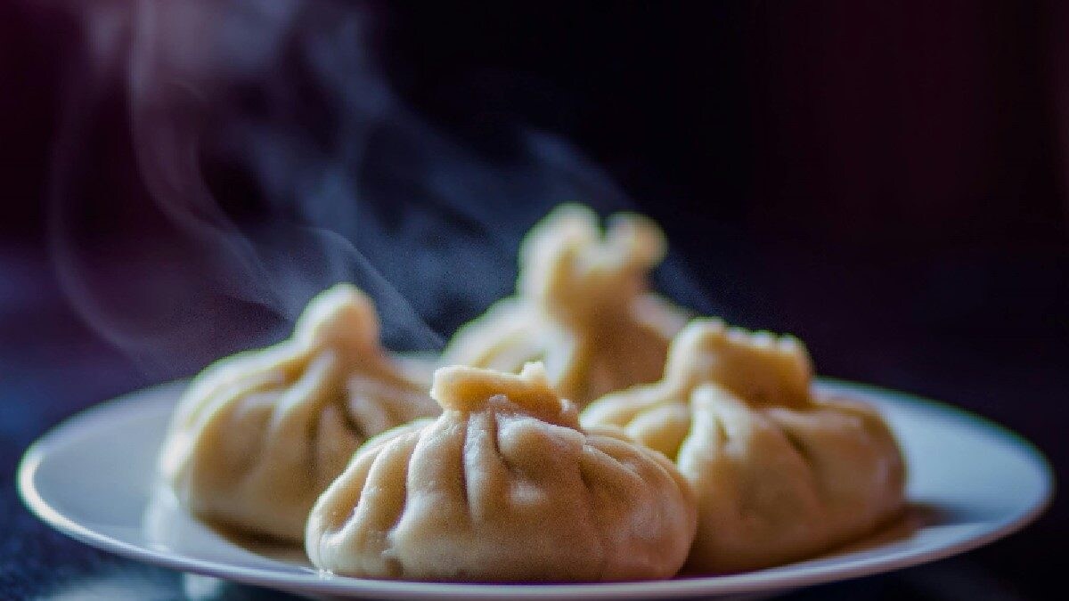 Hyderabad Woman Dies After Eating Momos From Roadside Stall, 10 Other Fall Sick