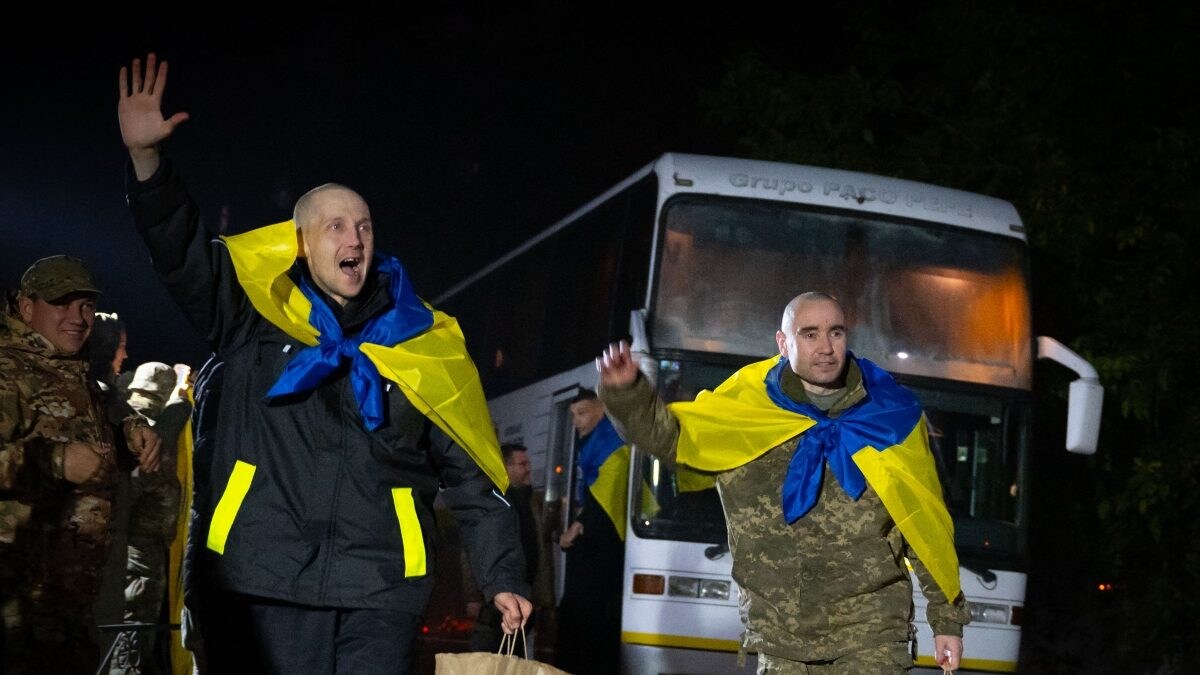 Russia And Ukraine Each Bring Home 95 Prisoners Of War In Swap Mediated By UAE – News18 Russia And Ukraine Each Bring Home 95 Prisoners Of War In Swap Mediated By UAE – News18
