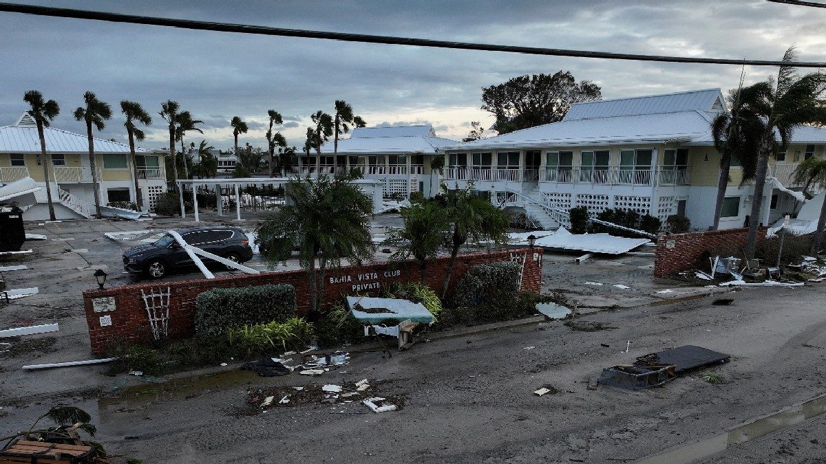 Hurricane Milton Exits Florida Without Setting Off Feared Deluge; 10 ...