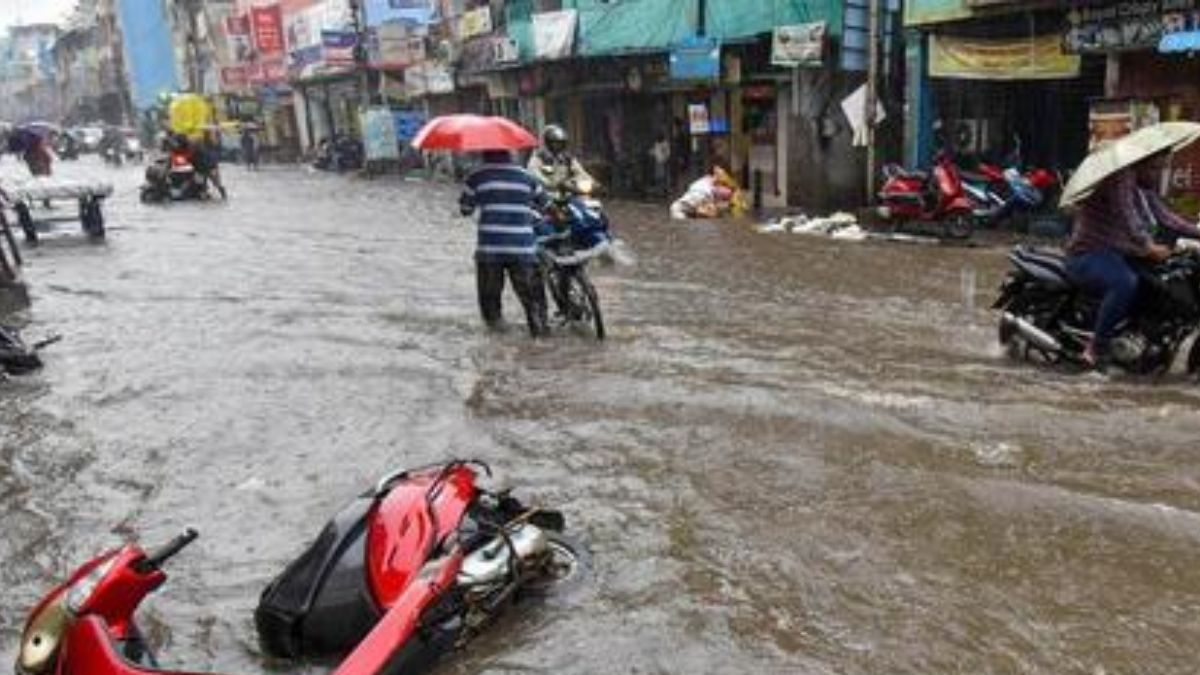 Tamil Nadu Weather Updates: Heavy Rain Likely In Chennai, 3 Other ...