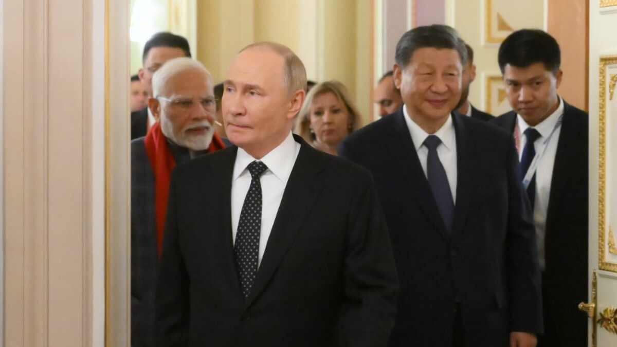 Saksikan: Modi, Xi dan Putin menikmati konser di Kazan sebelum KTT BRICS