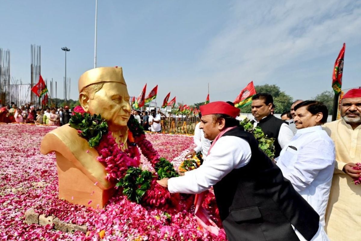 Amid SP Chief Akhilesh Yadav Vs Yogi’s BJP Government Tussle, UP’s JP Narayan Centre Faces Neglect