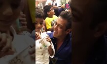 Salman Khan's Heartwarming Moments with Kids Steal the Show | #shorts | N18S Salman Khan's Heartwarming Moments with Kids Steal the Show | #shorts | N18S