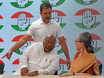 Opinion | Congress' Go-To Solution: When In Doubt, Form A Committee - News18