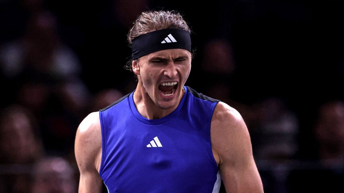 Paris Masters: Alexander Zverev Sinks Stefanos Tsitsipas To Move Into Semis – News18