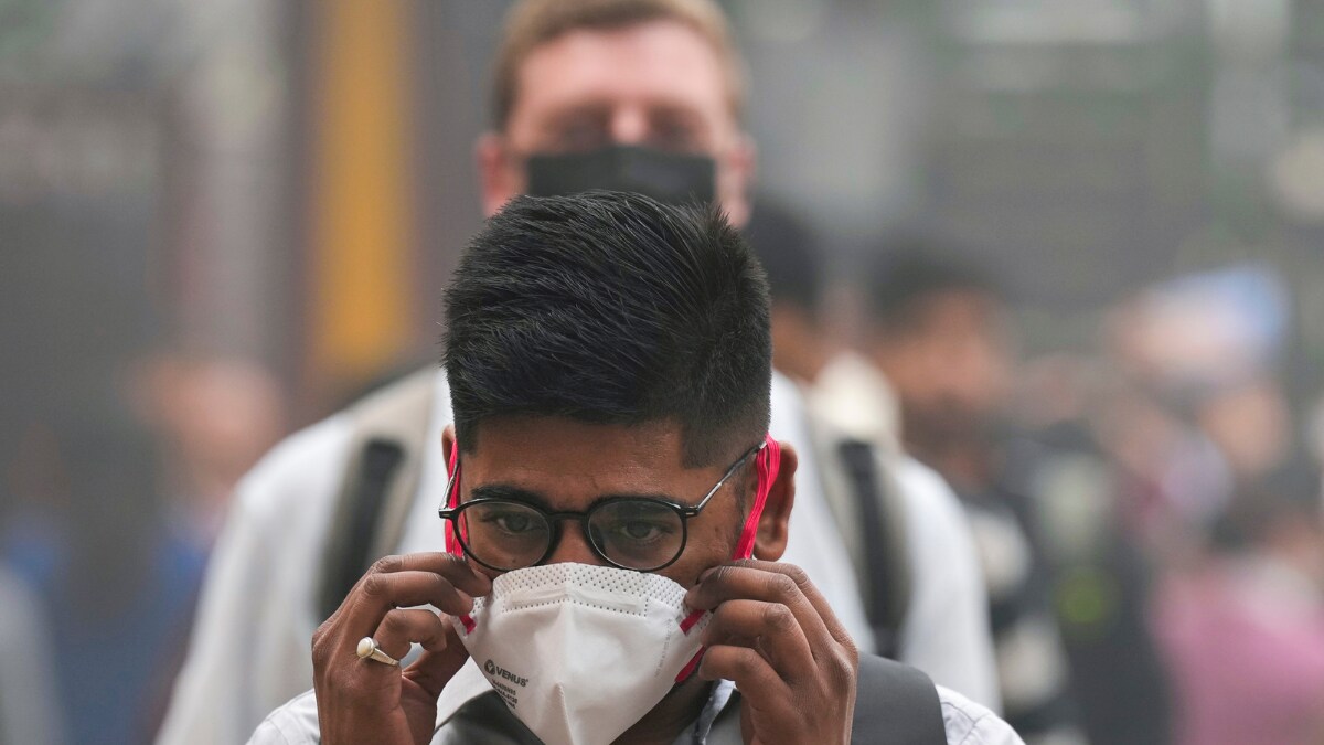 Delhi Air Pollution: JNU, DU And Jamia Shift Online As AQI Reaches ‘Alarming’ 500-Level