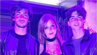 Hrithik Roshan-Sussanne’s Sons Hrehaan And Hridaan’s PIC Goes Viral