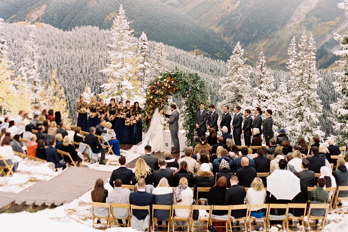 From Snow-Clapped Shimla To Goa’s Beaches: 5 Winter Wedding Destinations In India