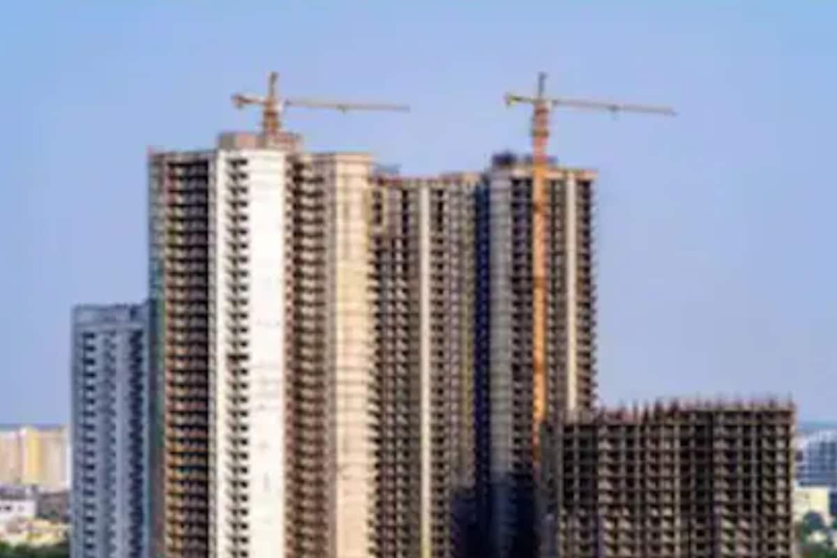 Supreme Court Seeks Report On Pending NCR Housing Projects, Offers Interim Relief To Buyers