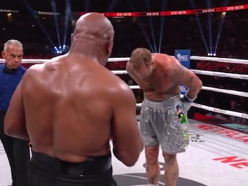 Tyson vs Paul: YouTuber-Turned-Boxer Bows To The 'GOAT' At The End Of  Face-Off | Watch - News18