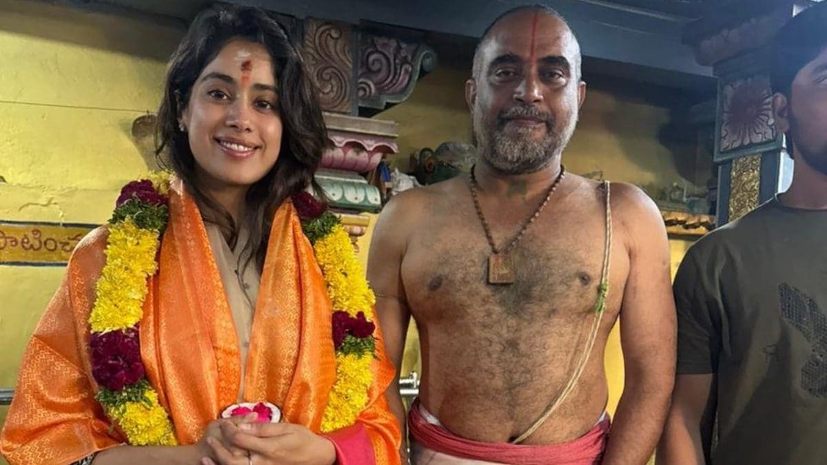 Latest Entertainment News Live Updates Today (November 8, 2024): Janhvi Kapoor Takes Break From RC16 Shoot, Performs Puja At Hanuman Temple In Hyderabad | Watch