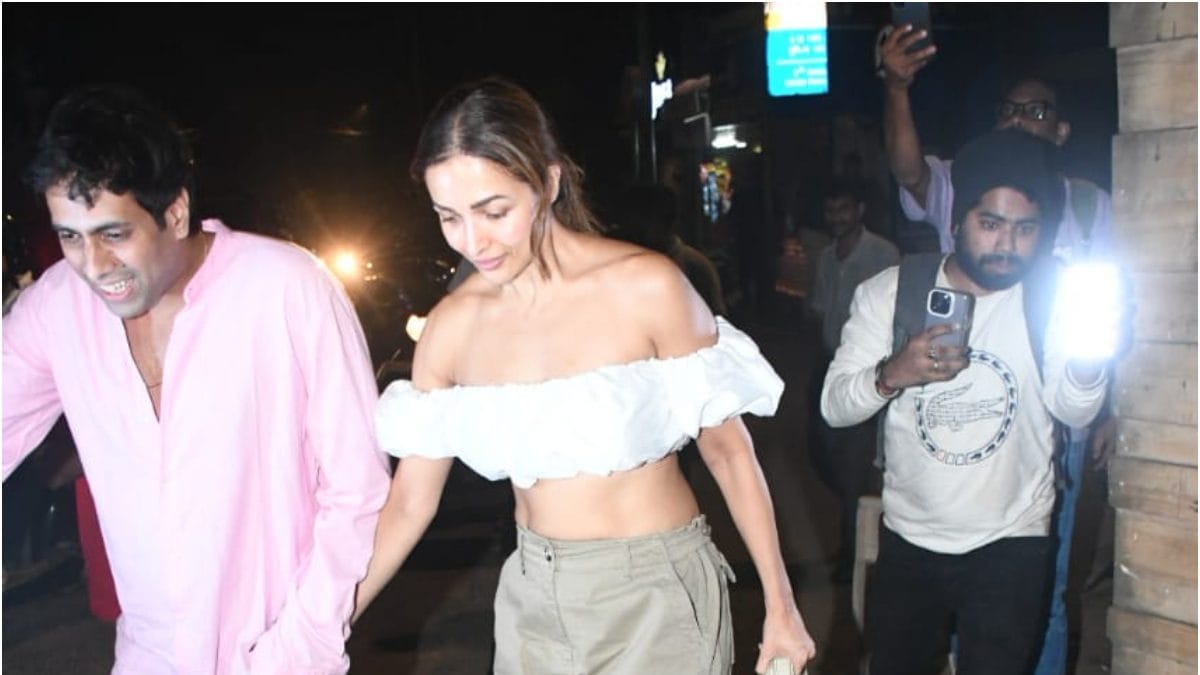 Malaika Arora Finds Love Again Post Breakup With Arjun Kapoor? Her PICS  With Mystery Man Go Viral - News18