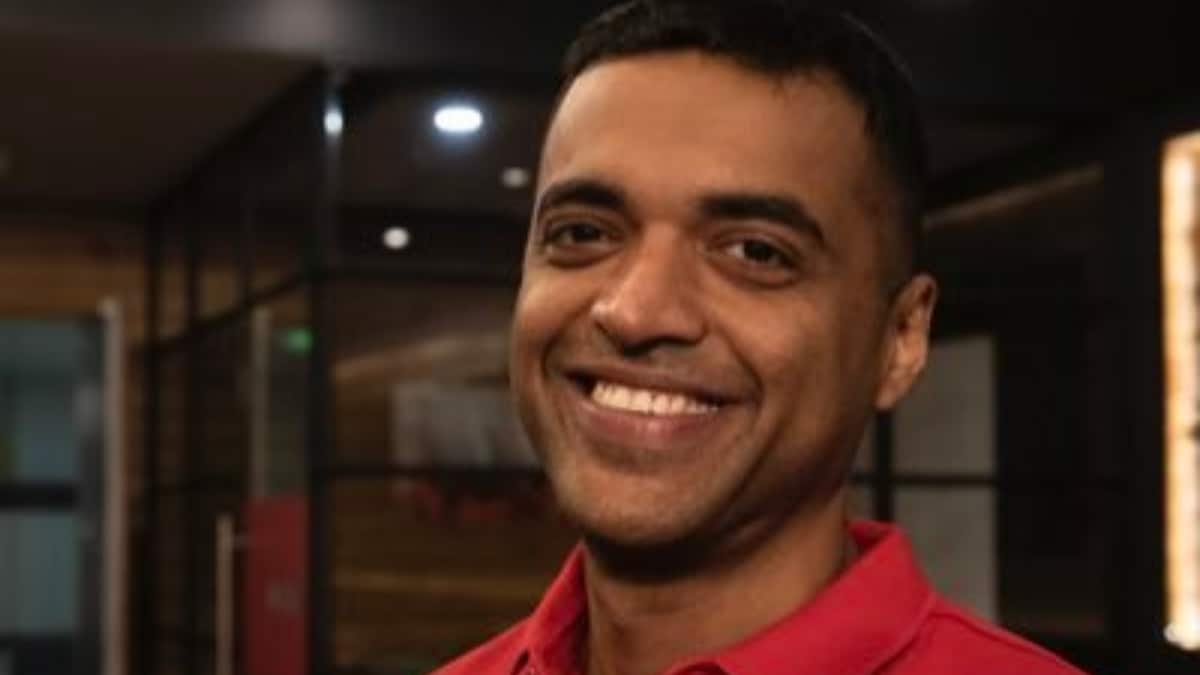 Zomato CEO Deepinder Goyal Extends Salary Waiver of Rs 3.5 Crore Till FY26 – News18 Zomato CEO Deepinder Goyal Extends Salary Waiver of Rs 3.5 Crore Till FY26 – News18