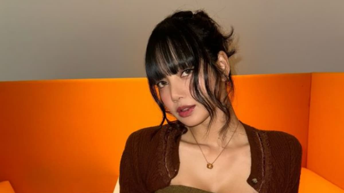 'I’m Cooking Something Up,' BLACKPINK's Lisa Requests Fans To Keep Calm ...