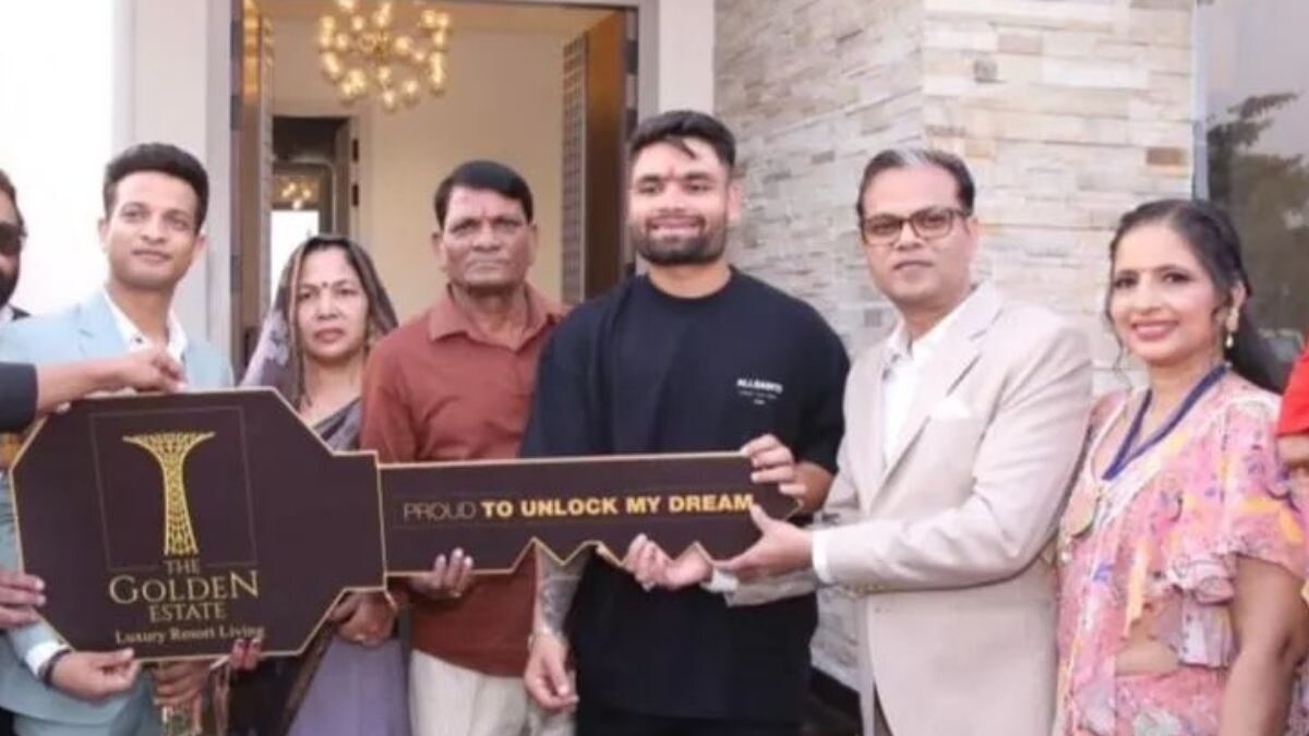 Rinku Singh Buys Luxury Bungalow Worth INR 3.5 Crore After Being Reatined By KKR For INR 13 Crore - News18