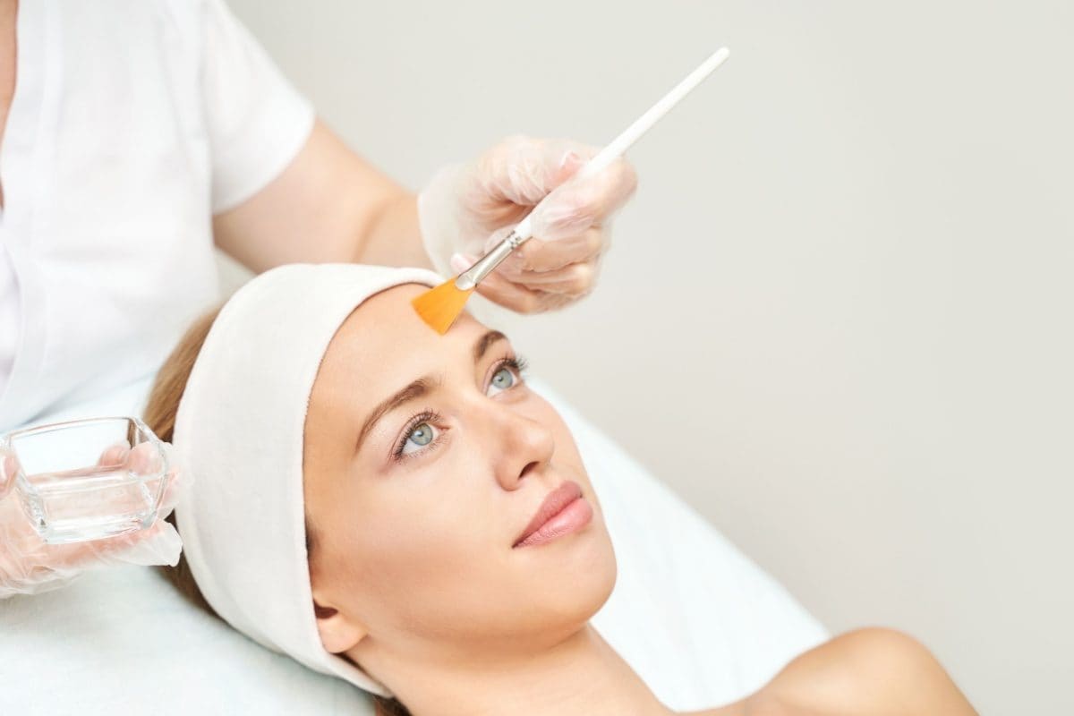 Know All About Chemical Peels And Their Types