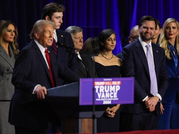  Donald Trump, joined by Melania Trump, Barron Trump, VP Nominee Senator J.D. Vance, Usha Vance, and Ivanka Trump, addresses supporters after early election results in West Palm Beach, Florida, November 6. (Reuters)