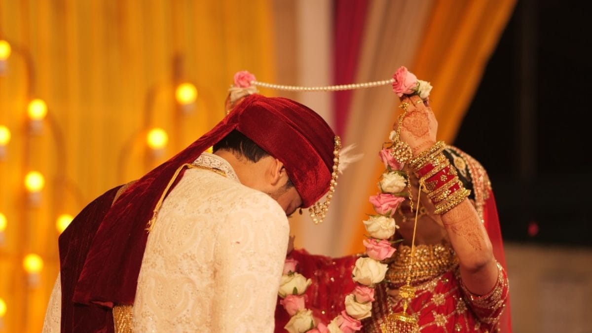 What Does Saptapadi Mean? 7 Vows Of Hindu Marriage Explained