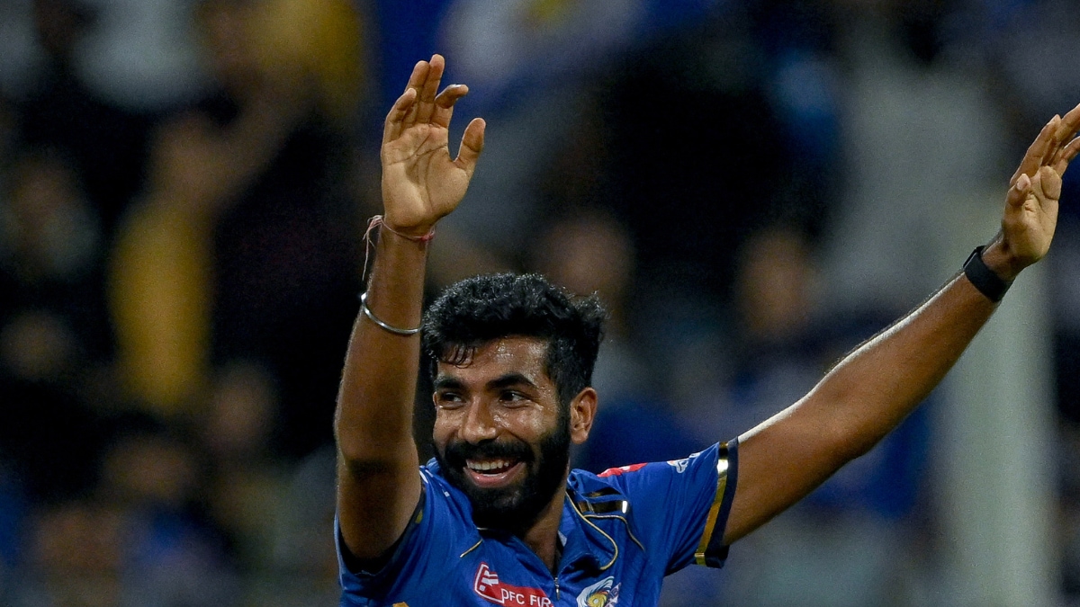 Hussey's advice to Bumrah: Skill trumps send-offs.
