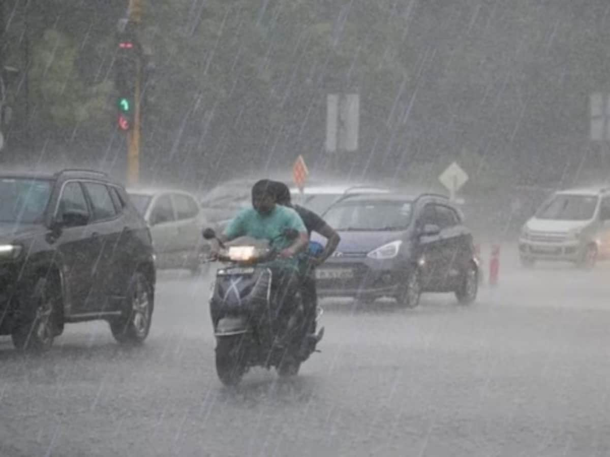 Chennai Braces for Heavy Rain: Orange Alert Issued for 4 TN Districts