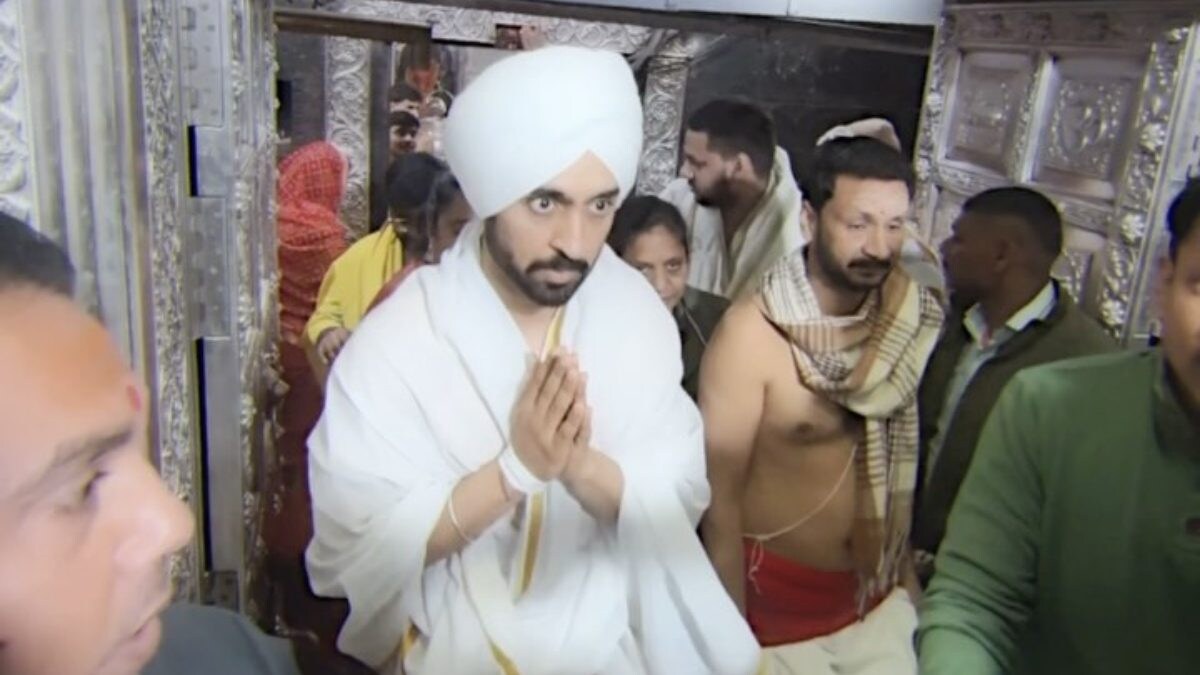 Diljit Dosanjh Dons White Dhoti, Offers Prayers At Ujjain's