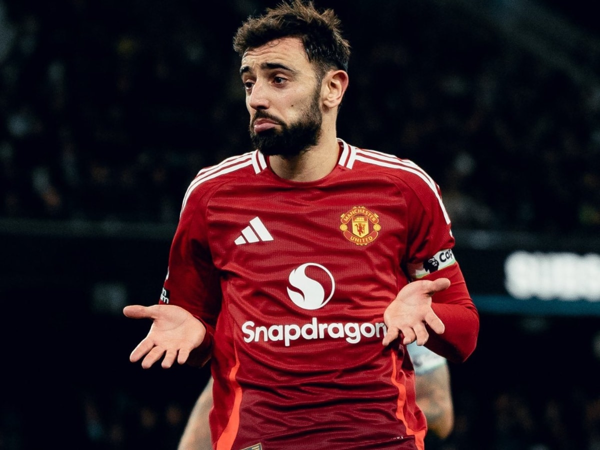 Jamie Carragher Opines Manchester United Should ‘Offload’ Bruno Fernandes To ‘Raise Funds’ – News18