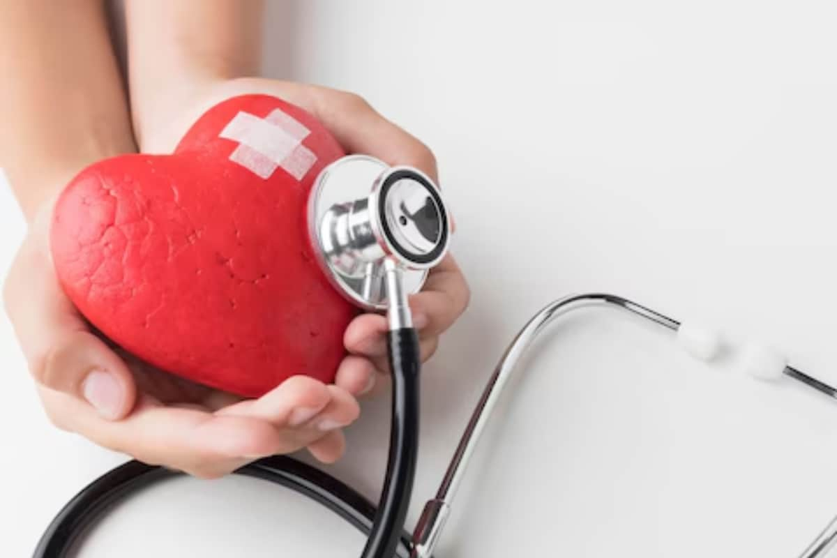 Is Your Heart Fit? 7 Ways To Check Your Cardiac Health