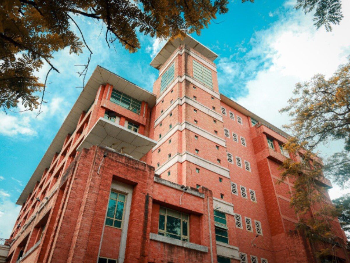 This IIM Secured Rs 54 Lakh As Highest Salary Package, Rs 5 Lakh Summer Internship Offer
