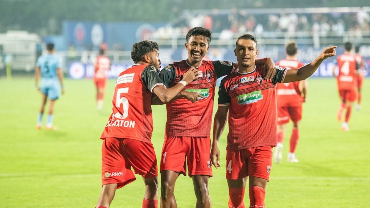 ISL 2024-25: Alaaeddine Ajaraie Nets Brace As NorthEast United FC Beat Mumbai City FC 3-0 – News18