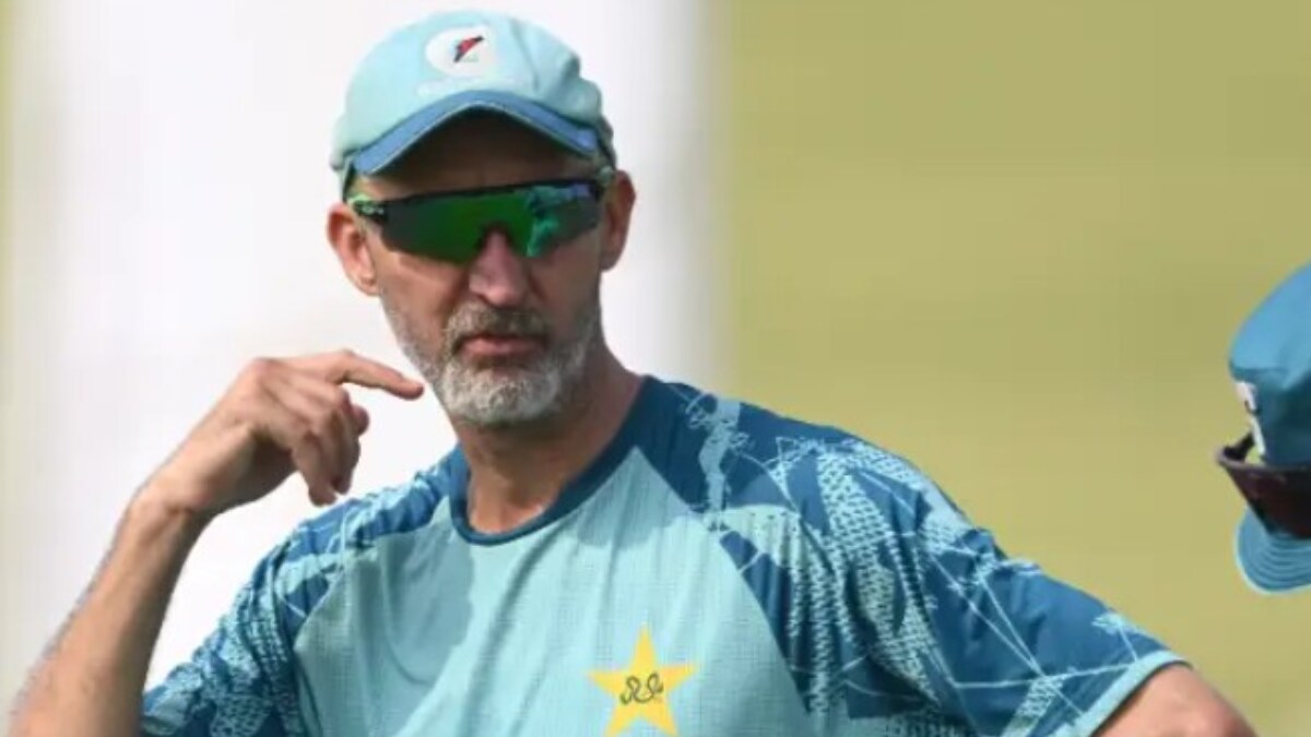 Jason Gillespie Reconsiders Position After PCB's Controversial Decision on Assistant Coach Tim Nielsen