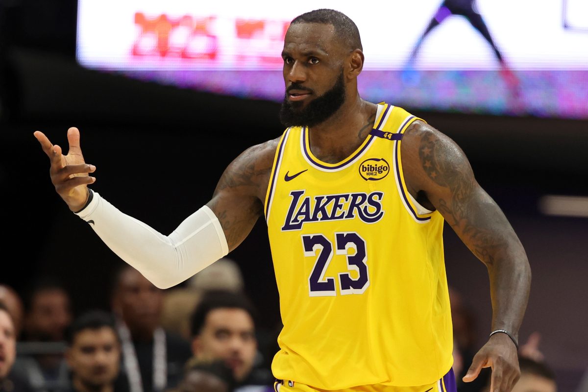 LeBron James Breaks Record For Regular-Season Minutes As LA Lakers Beat Sacramento Kings