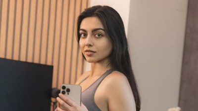 Meet Zara Dar, Former PhD Student Now Earning Millions Through OnlyFans