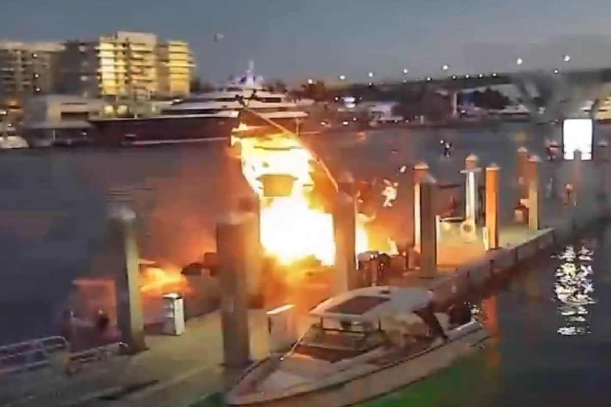 Fire Spreads From Boat To Another At Florida Fort, 1 Dead, 5 Missing | Video