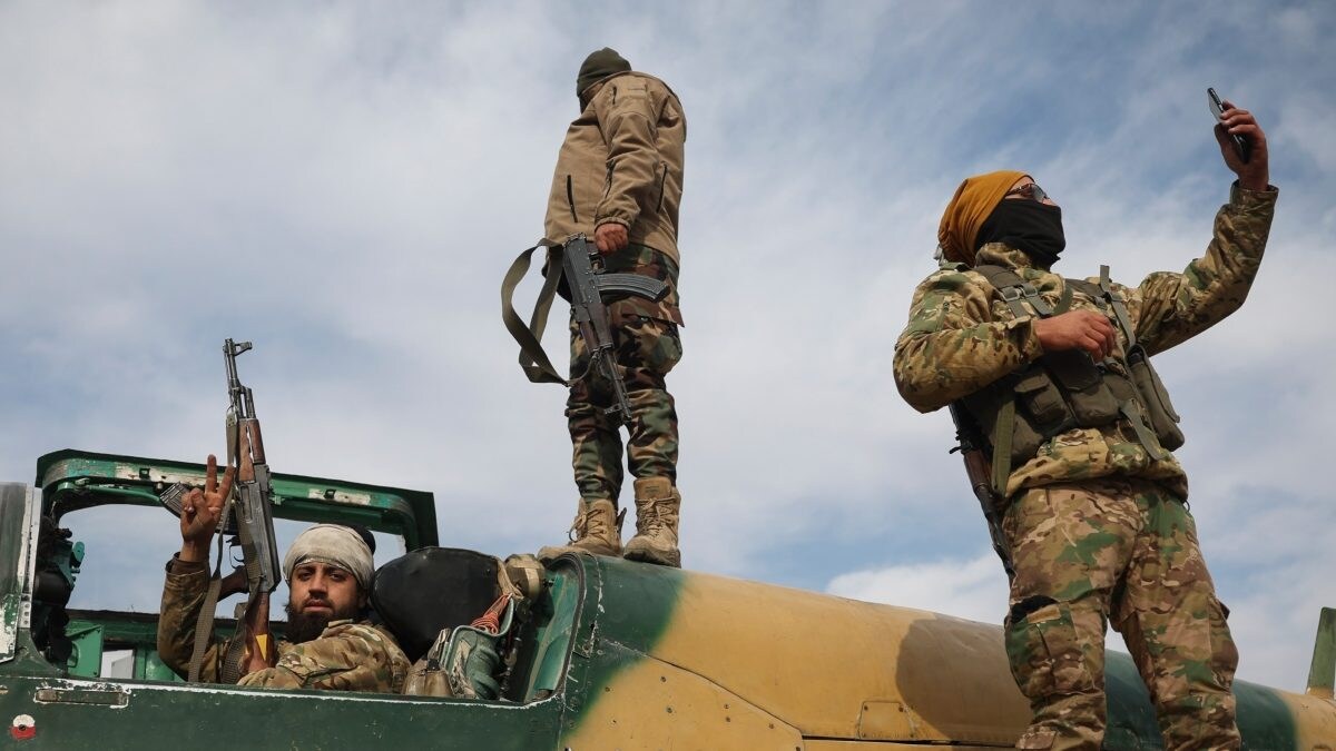 Damascus falls to rebels; Assad's ouster claimed.