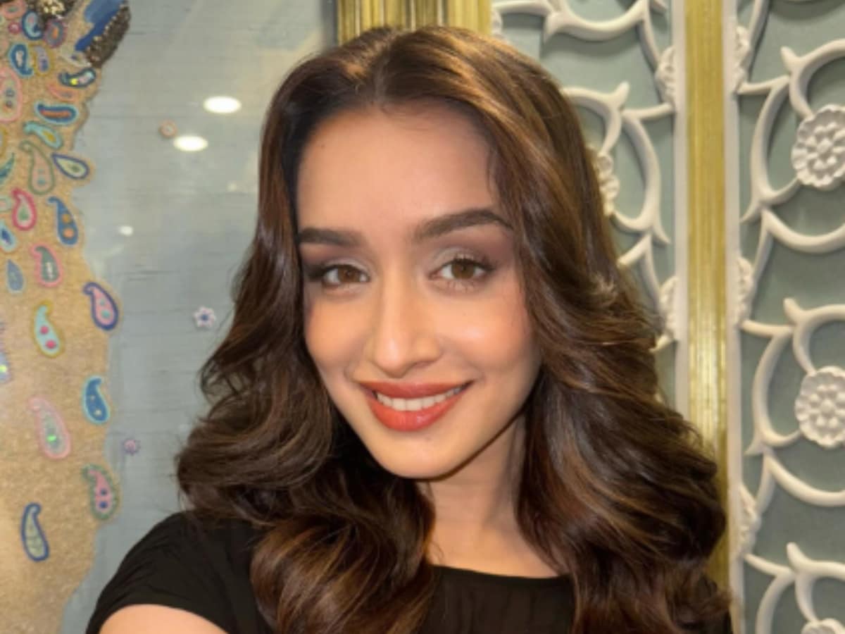 Nothing Just Shraddha Kapoor Making Our Day With Her Infectious Smile – News18